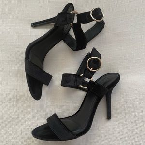 TOPSHOP RENEE BLACK VELVET HEELS